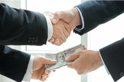 Enriquecimento ilícito