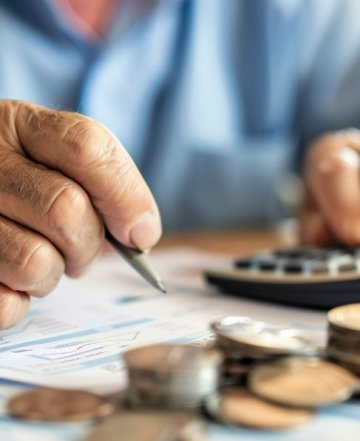 Sou servidor(a) do GDF e já cumpri os requisitos para aposentar, mas o GDF diz que ainda faltam alguns anos. Como posso comprovar que já posso aposentar?