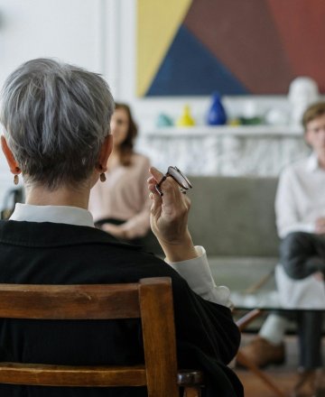 Sou brasileiro(a) e me divorciei no exterior. Como regularizar minha situação no Brasil?